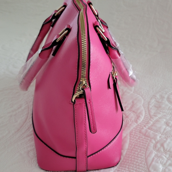 DOONEY AND BOURKE HANDBAG WITH ATTACHED LONG STRAP. 10X11X5 INCHES. NEVER USED - - Picture 8 of 8